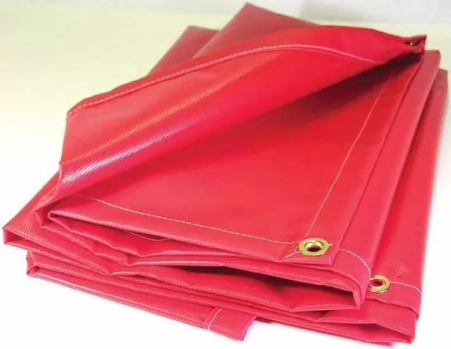 Red 13 oz Fire Retardant Vinyl Welding Curtain 10' X 50' 